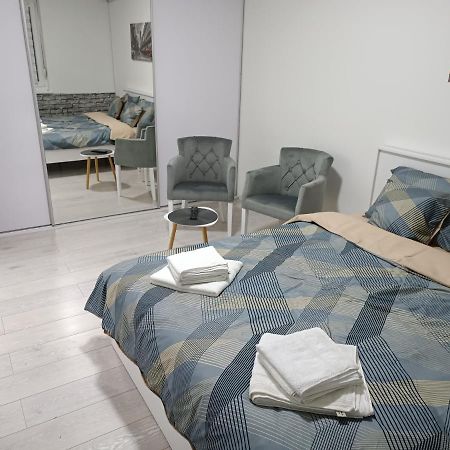Sajmiste Savska - Apartment מראה חיצוני תמונה